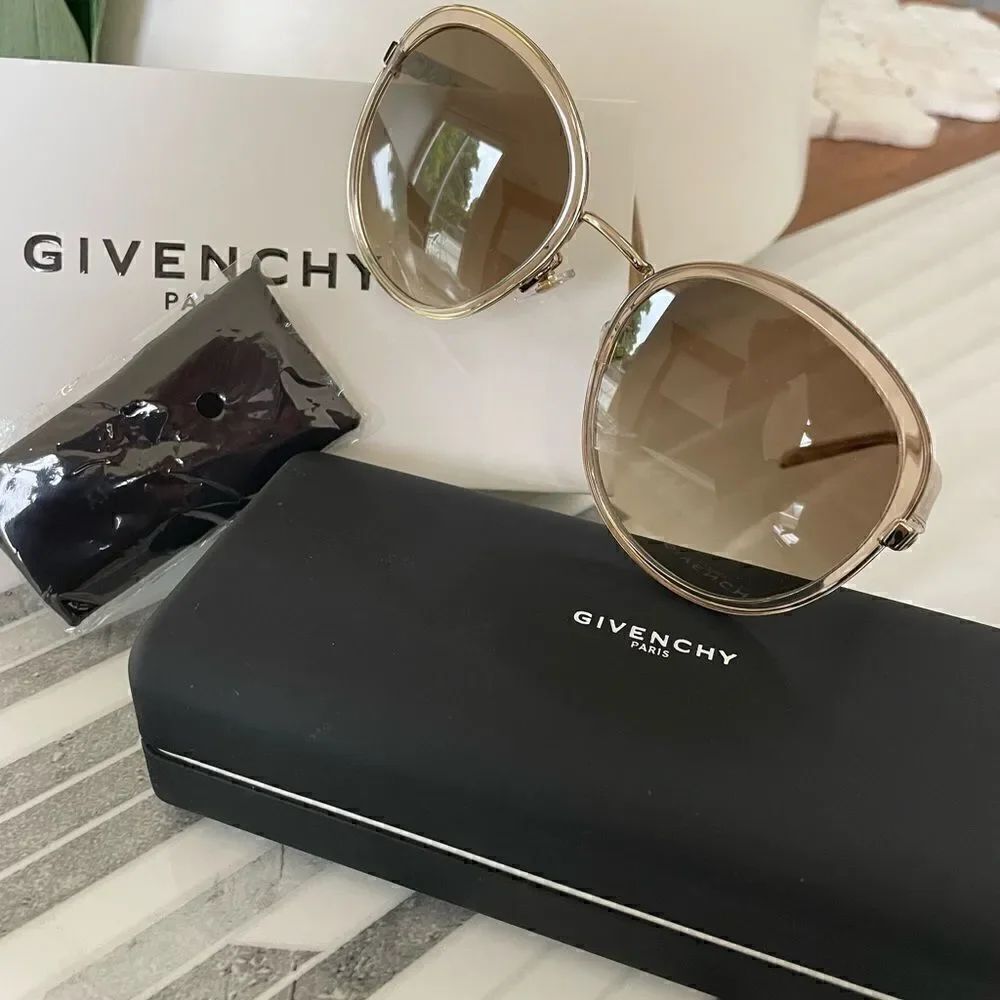 NIB Givenchy GV 7182/G/S Women's Gold Beige Sunglasses